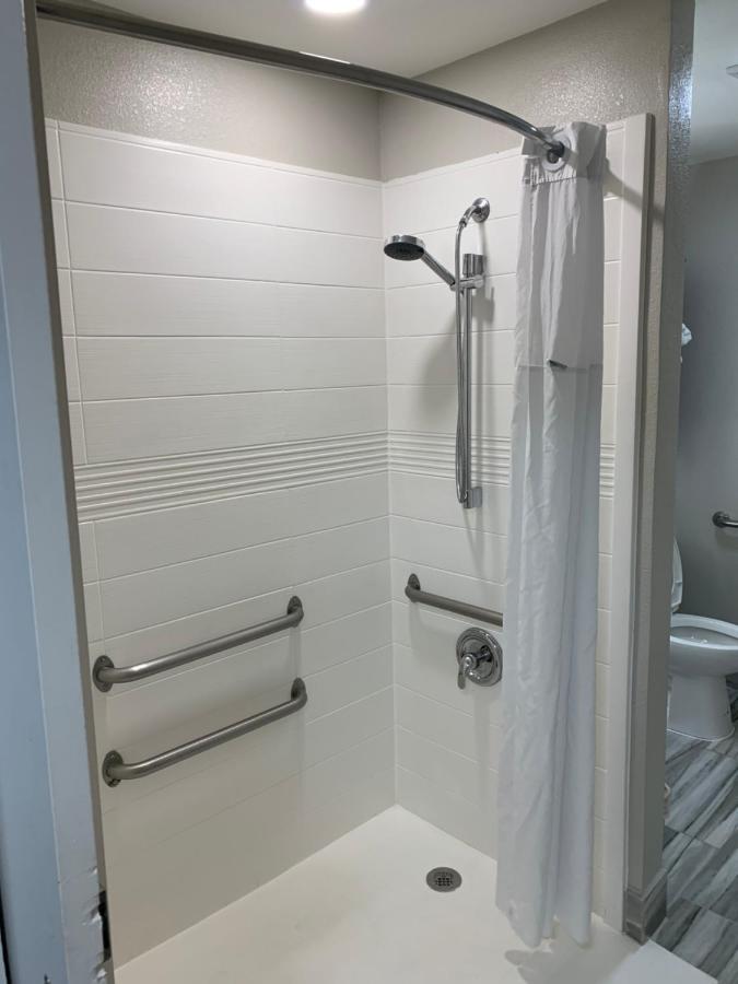 Microtel Inn By Wyndham Charlotte Airport Zewnętrze zdjęcie