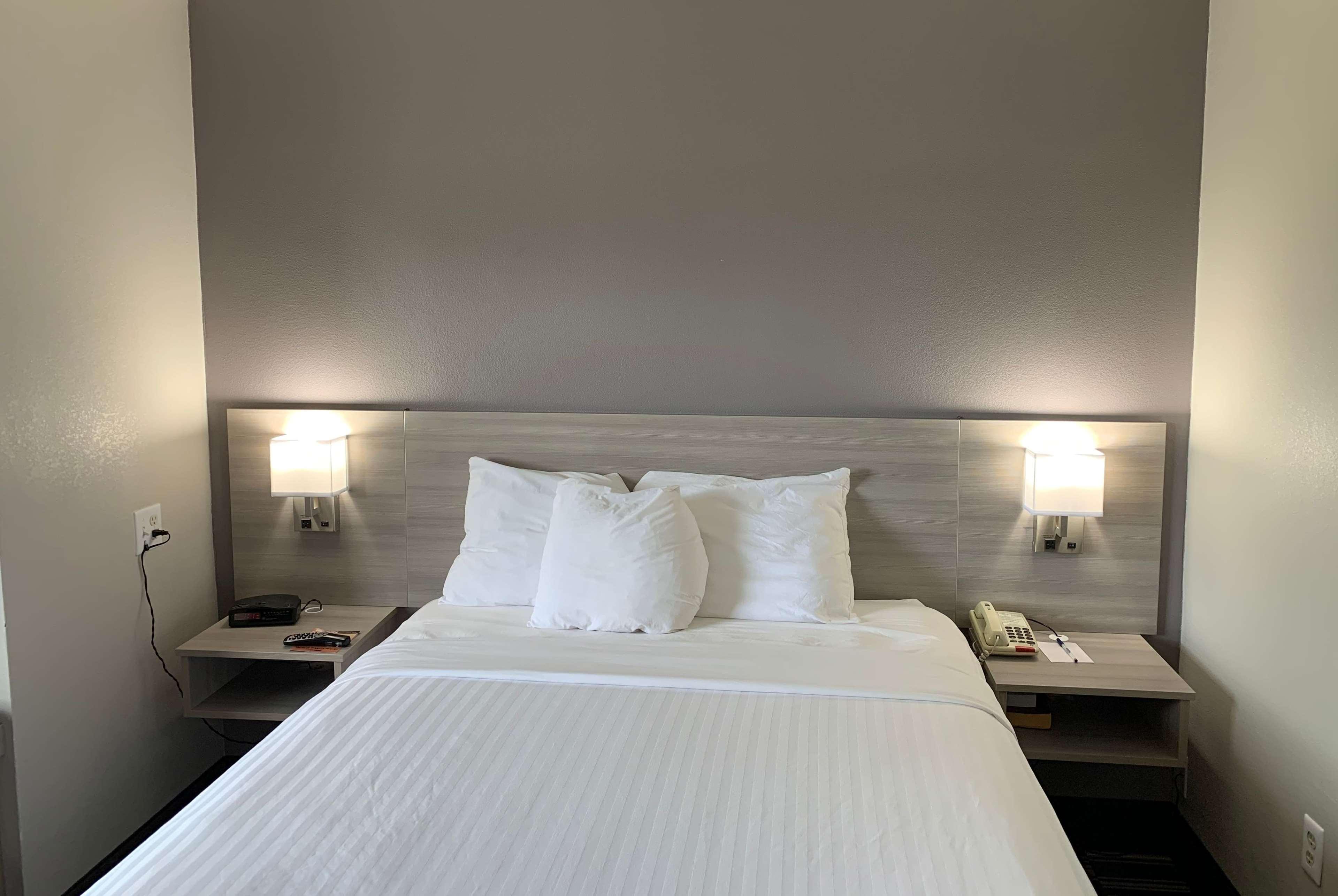 Microtel Inn By Wyndham Charlotte Airport Zewnętrze zdjęcie