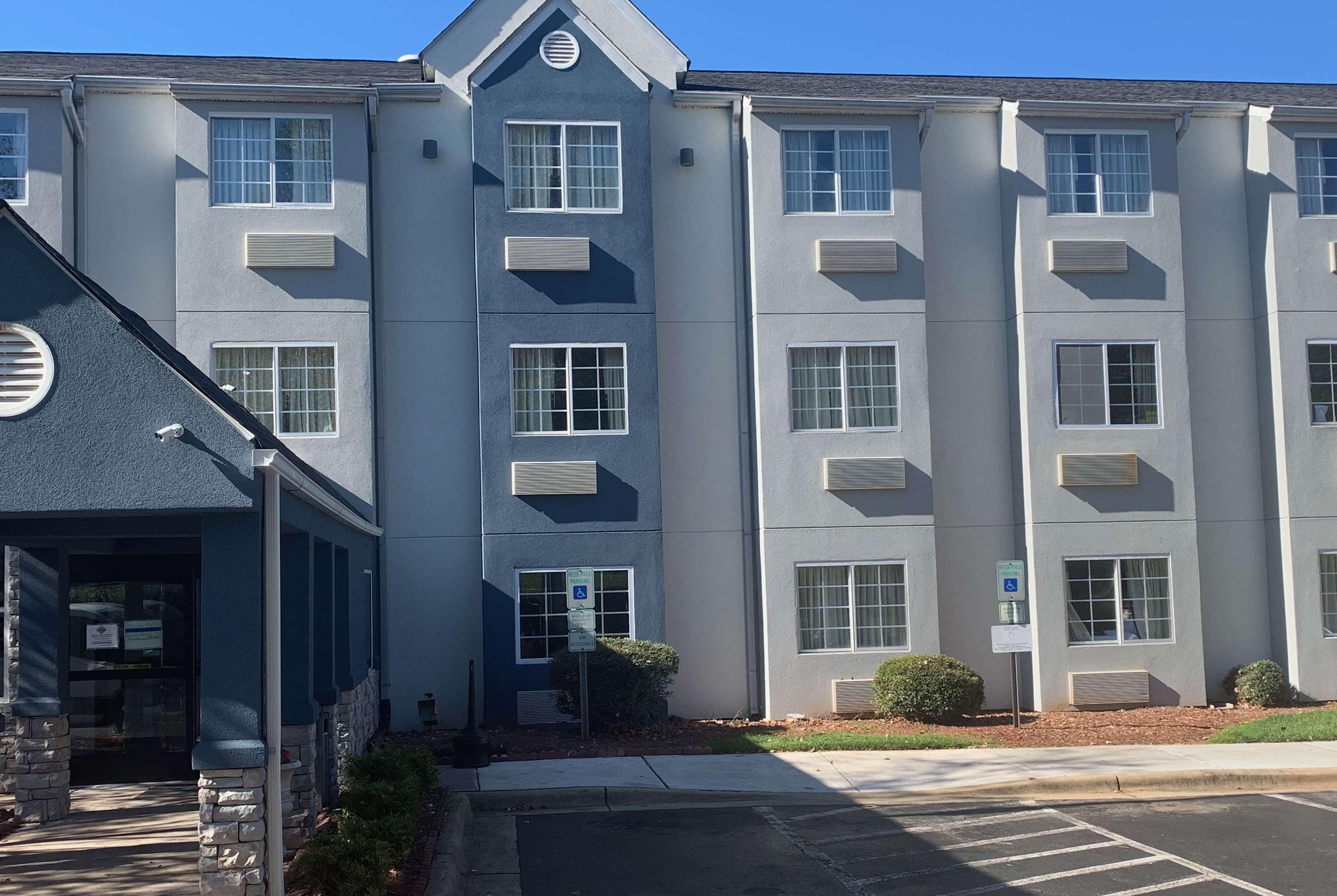Microtel Inn By Wyndham Charlotte Airport Zewnętrze zdjęcie